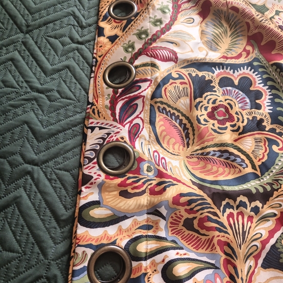 PIER 1 Imports 2 Piece Panel Paisley Curtain set. Length 84" - Width 50" - Picture 4 of 4